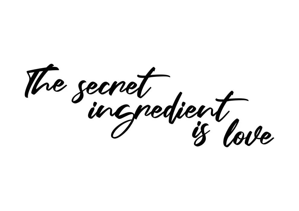 Inscriptie metal The secret ingredient is love - limba engleza